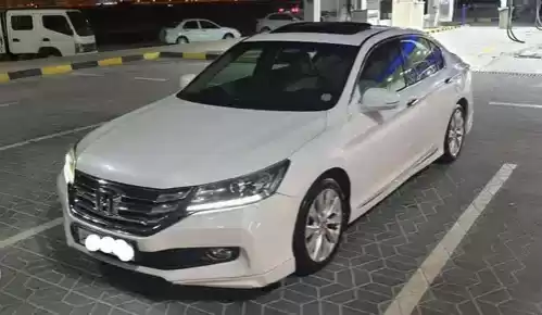 استفاده شده Honda Accord برای فروش که در السد , دوحه #7569 - 1  image 